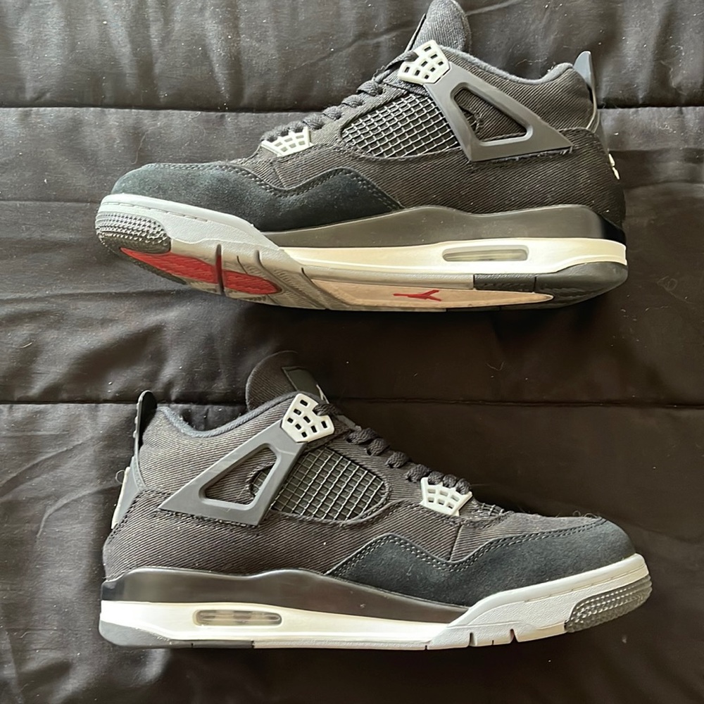 Jordan 4 Retro SE - Black Canvas